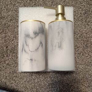 Sunday Citizen Resin Bath Set